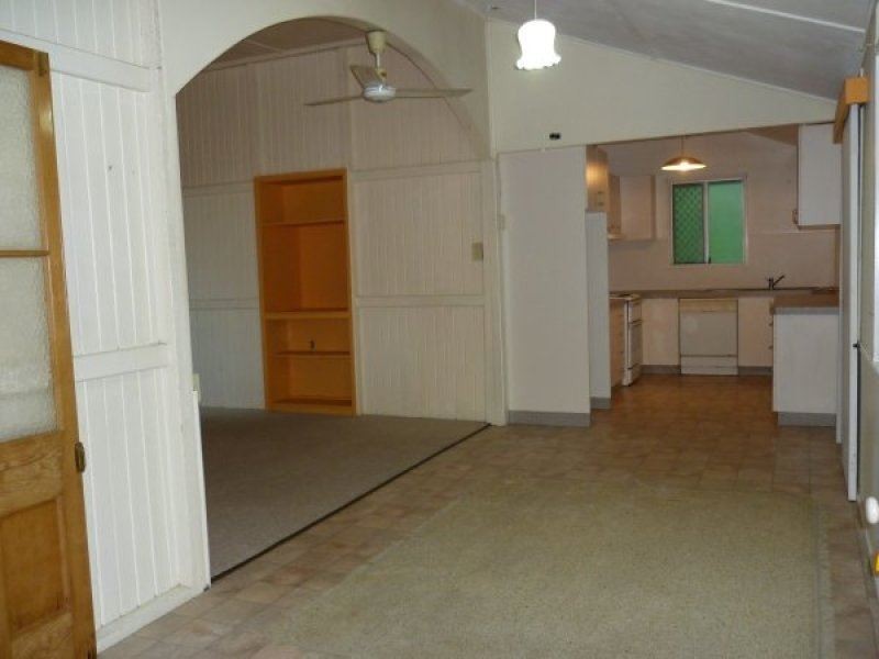 125 Cameron Street, Ayr QLD 4807