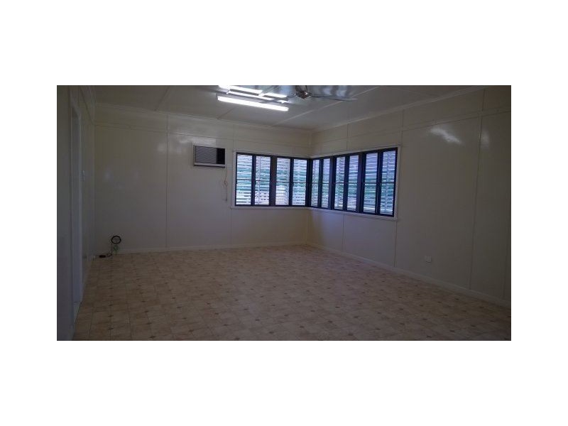 63 Thirteenth Avenue, Home Hill QLD 4806