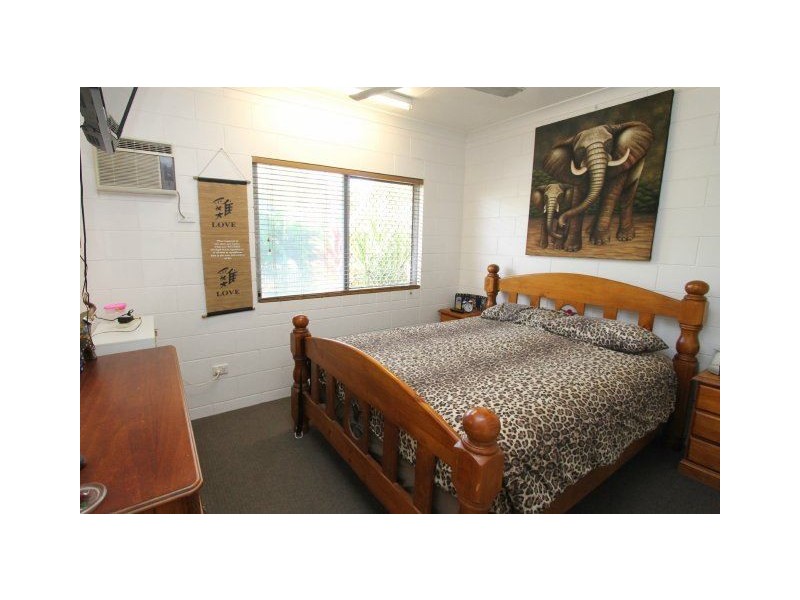 27 Munro Street, Brandon QLD 4808