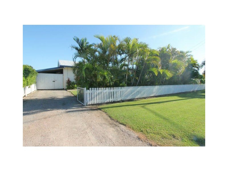 27 Munro Street, Brandon QLD 4808