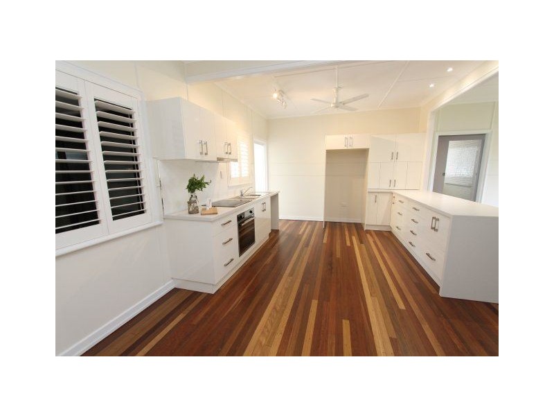 147 Ninth Avenue, Home Hill QLD 4806