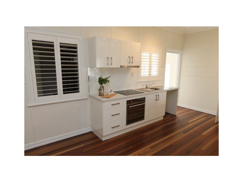 147 Ninth Avenue, Home Hill QLD 4806