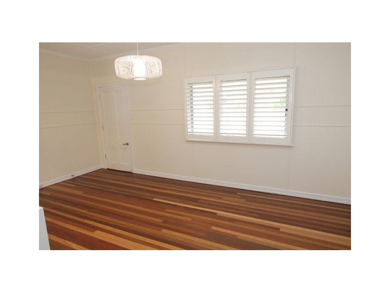 147 Ninth Avenue, Home Hill QLD 4806