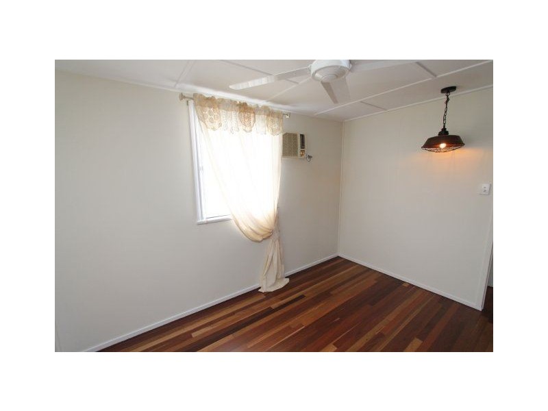 147 Ninth Avenue, Home Hill QLD 4806