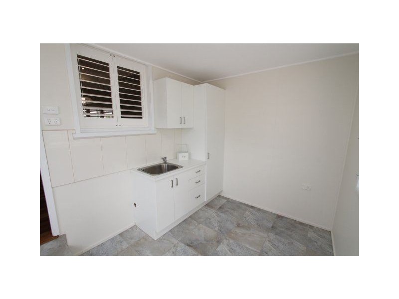 147 Ninth Avenue, Home Hill QLD 4806