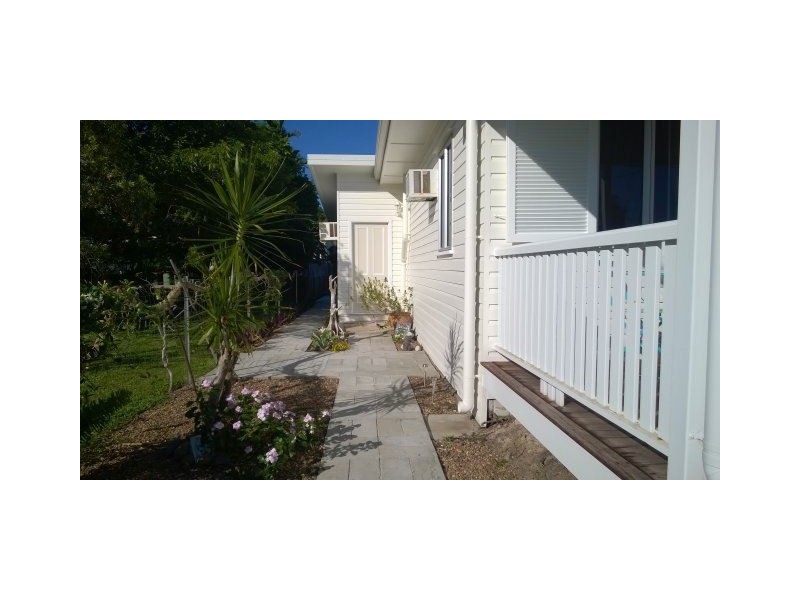 147 Ninth Avenue, Home Hill QLD 4806