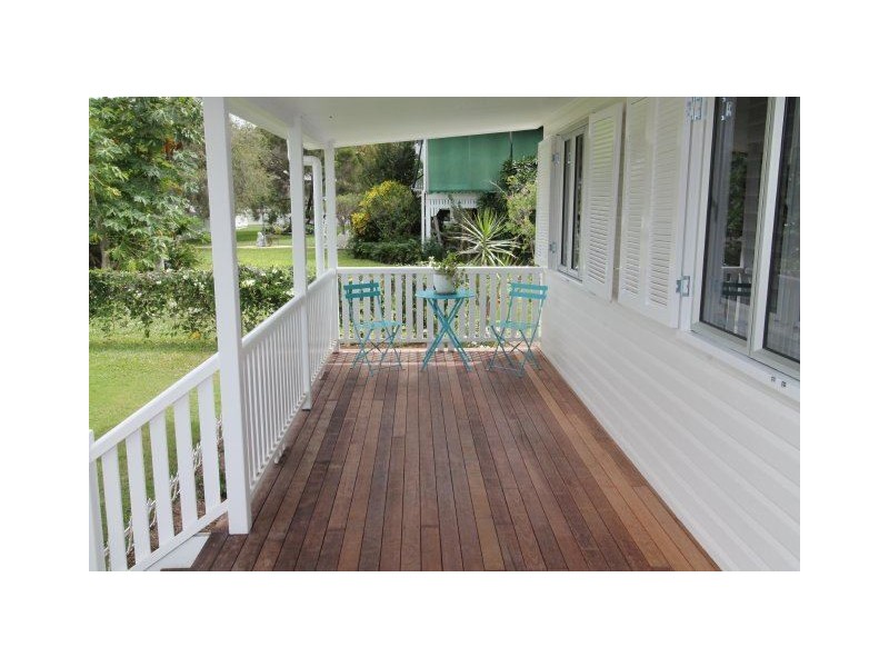 147 Ninth Avenue, Home Hill QLD 4806
