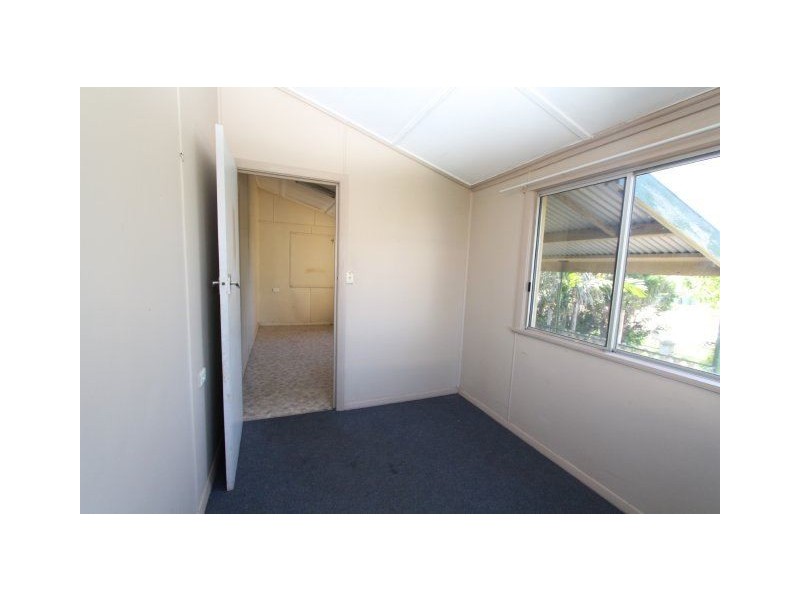 6 Third Street, Home Hill QLD 4806