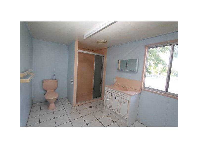 6 Third Street, Home Hill QLD 4806