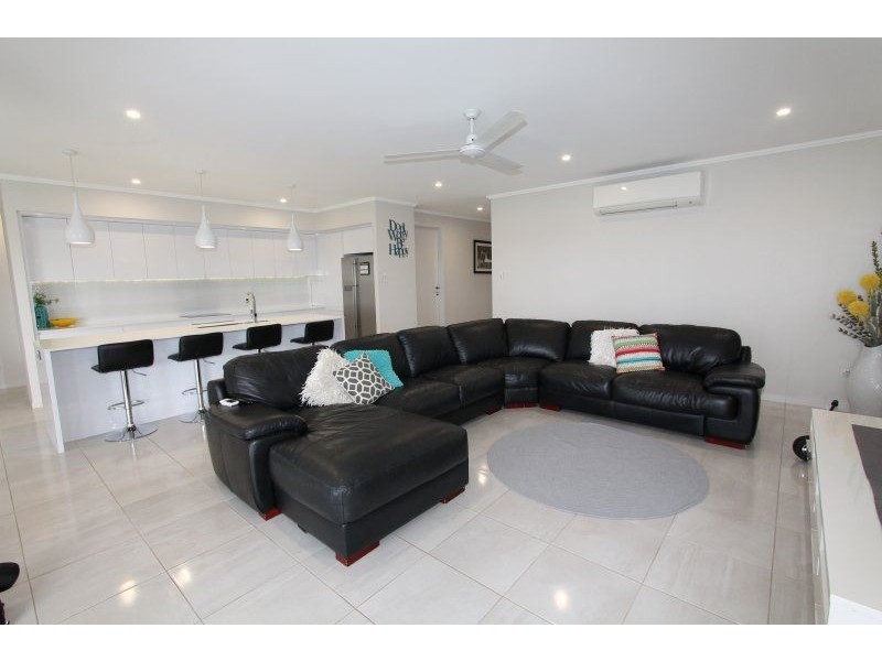 4 Keyren Way, Ayr QLD 4807