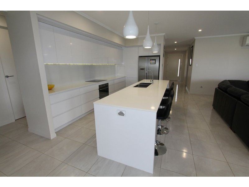 4 Keyren Way, Ayr QLD 4807