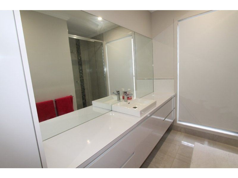 4 Keyren Way, Ayr QLD 4807