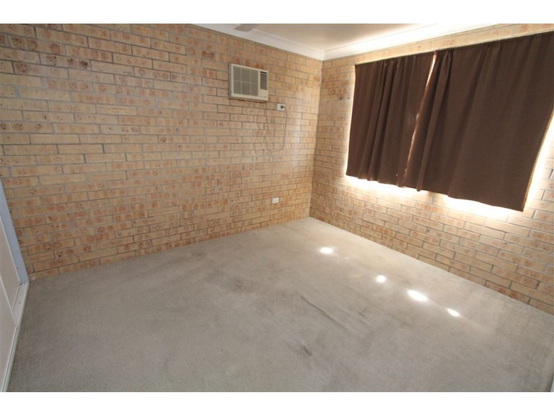 4/111 Wilmington Street, Ayr QLD 4807