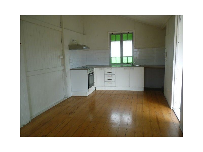 52 Eighth Street, Home Hill QLD 4806