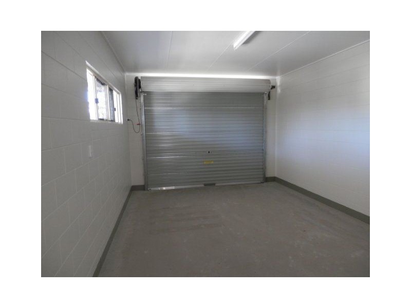 5/6-8 Queen Street, Ayr QLD 4807
