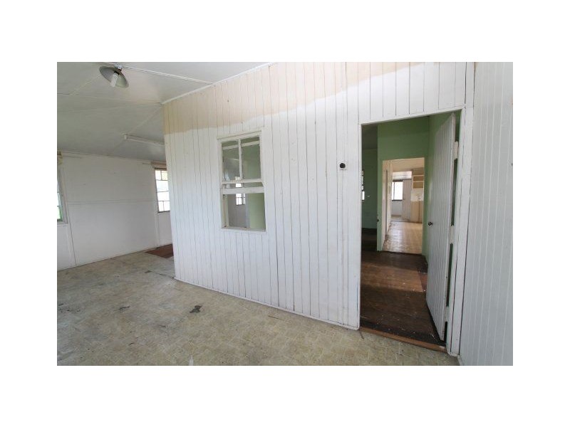 13 Rossiter Street, Ayr QLD 4807