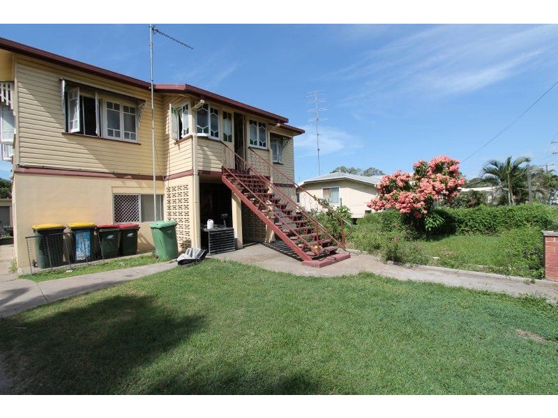 119 Seventh Avenue, Home Hill QLD 4806