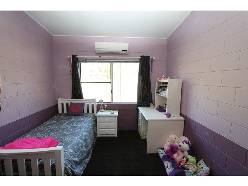 35 Juanita Drive, Mount Kelly QLD 4807