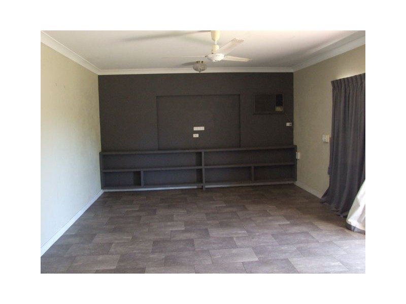 24 Grey Street, Ayr QLD 4807