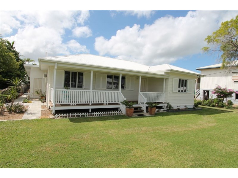 143 Ninth Avenue, Home Hill QLD 4806