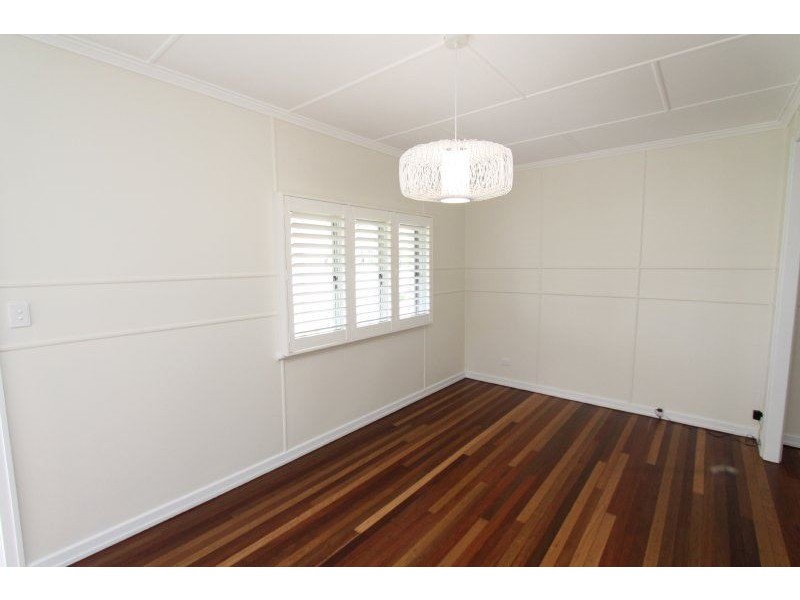 143 Ninth Avenue, Home Hill QLD 4806