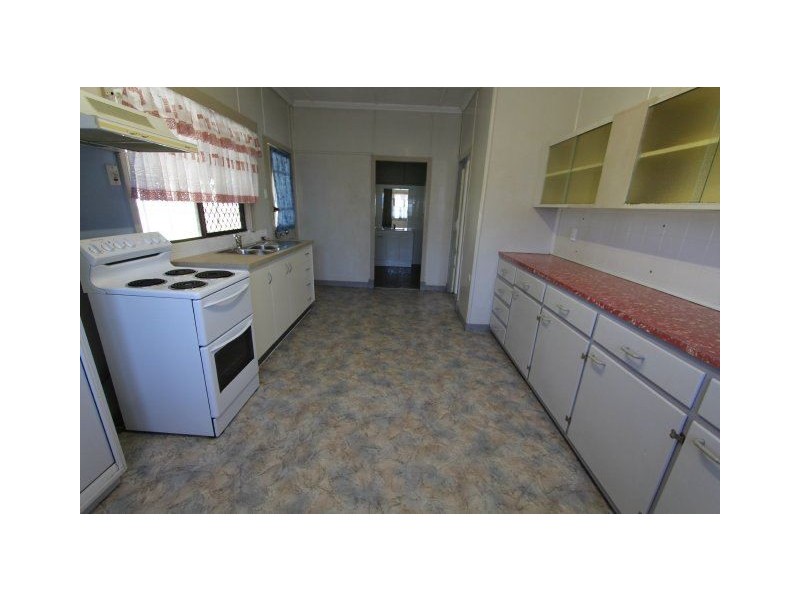 14 Sydney Street, Ayr QLD 4807