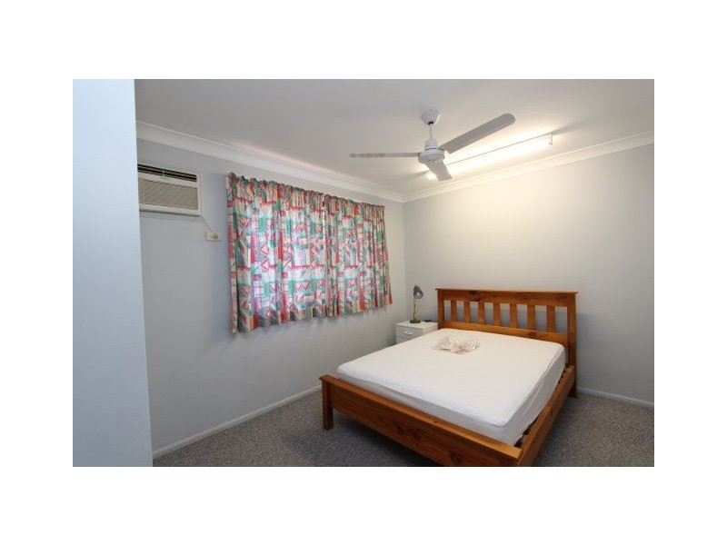 2/14 Parker Street, Ayr QLD 4807