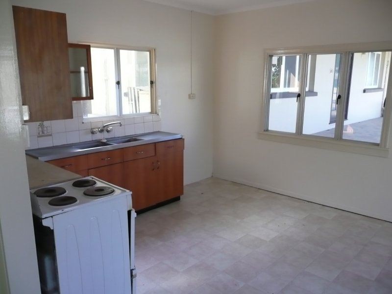 35 Drysdale Street, Brandon QLD 4808