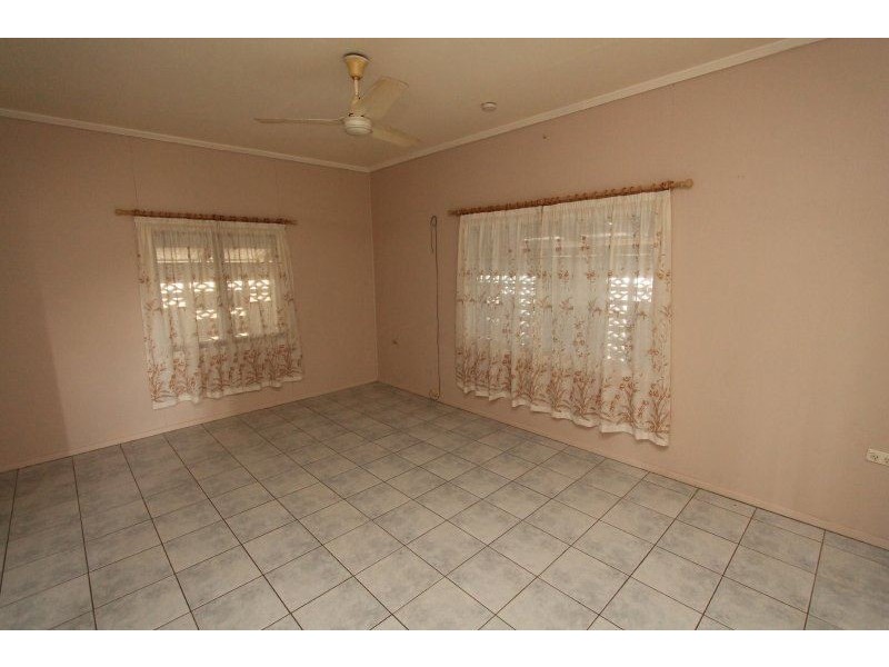 12 Ross Street, Ayr QLD 4807