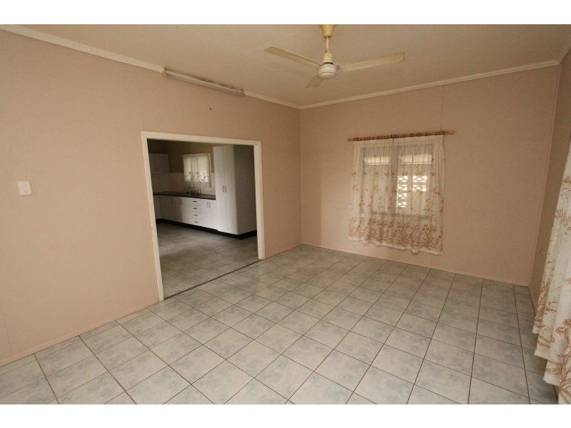 12 Ross Street, Ayr QLD 4807