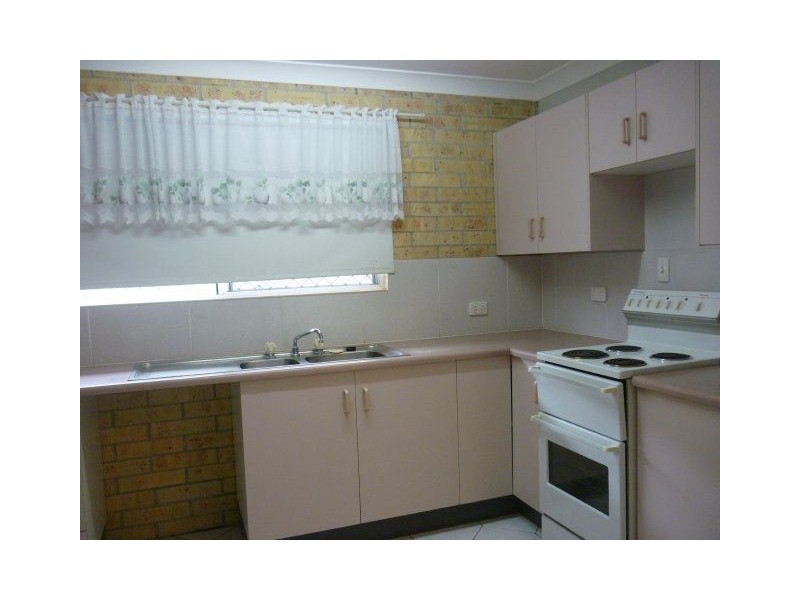 1/111 Wilmington Street, Ayr QLD 4807