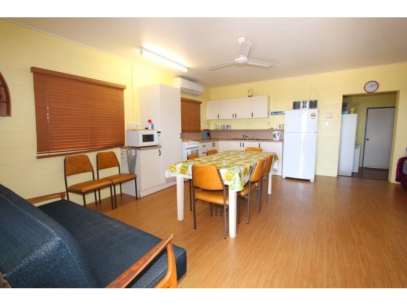 17 Aivu Avenue, Wunjunga QLD 4806