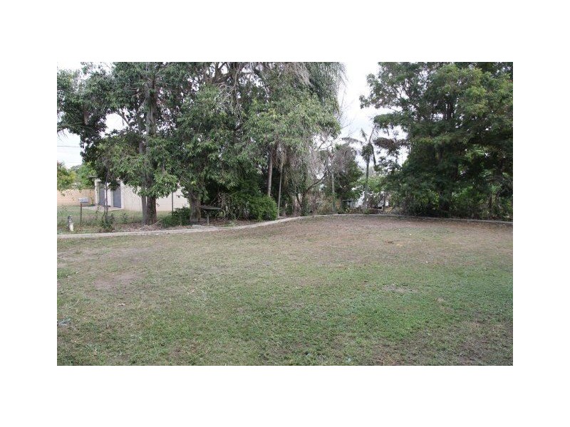 46 Fifth Avenue, Home Hill QLD 4806