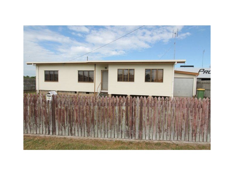 12 Ross Street, Ayr QLD 4807