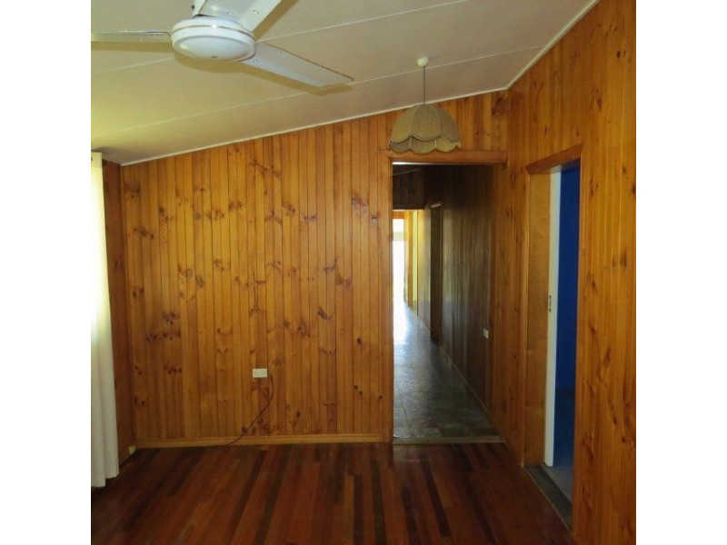 52 Thirteenth Avenue, Home Hill QLD 4806