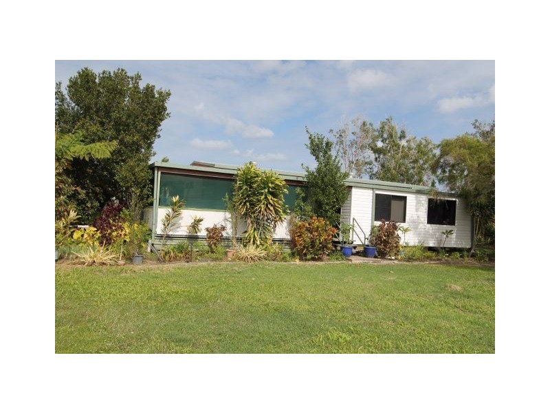 39 Plantation Avenue, Horseshoe Lagoon QLD 4809