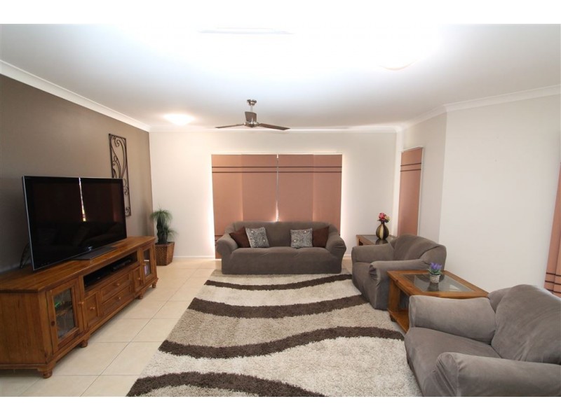 44 Loram Road, Jarvisfield QLD 4807