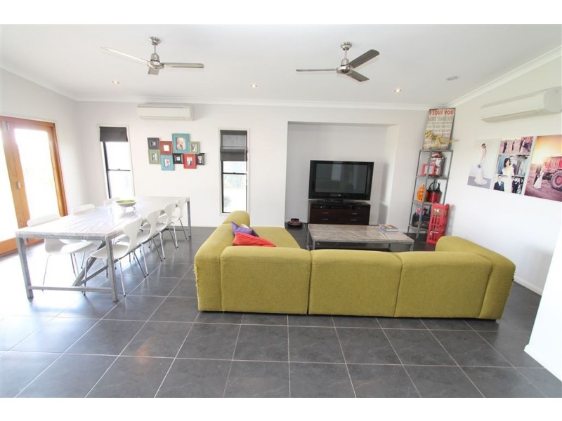 204 Old Clare Road, Ayr QLD 4807