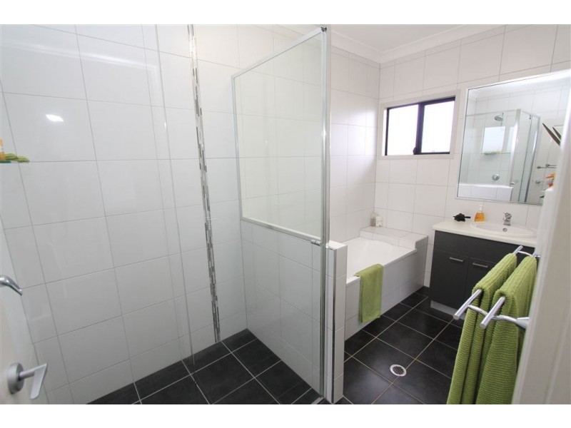 204 Old Clare Road, Ayr QLD 4807