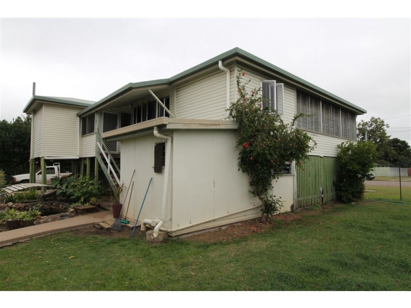 12 Cameron Street, Ayr QLD 4807