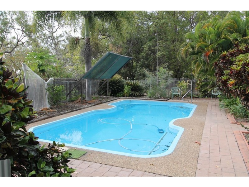 63 Castorina Drive, Mount Kelly QLD 4807