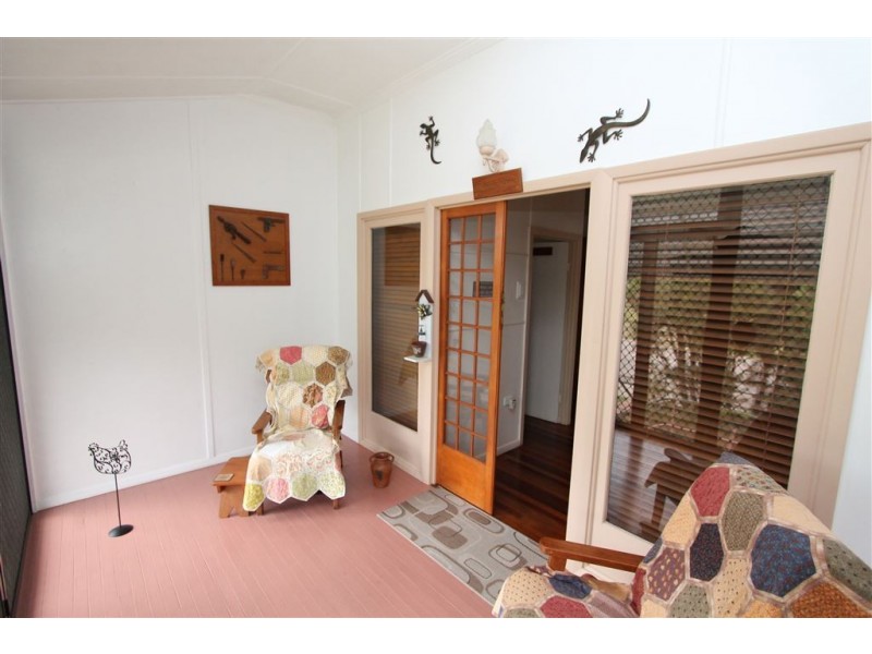 100 Beach Road, Ayr QLD 4807