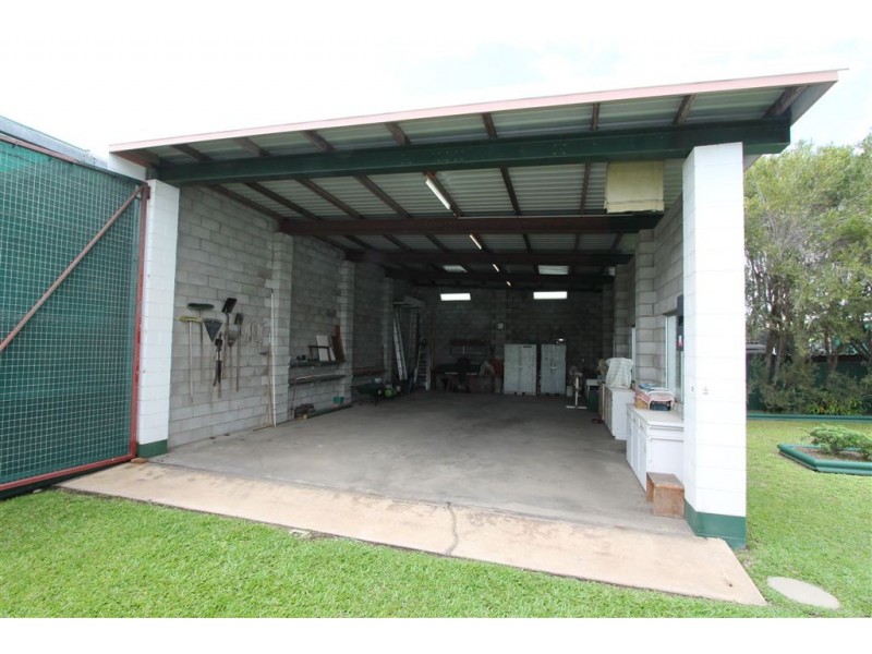 100 Beach Road, Ayr QLD 4807