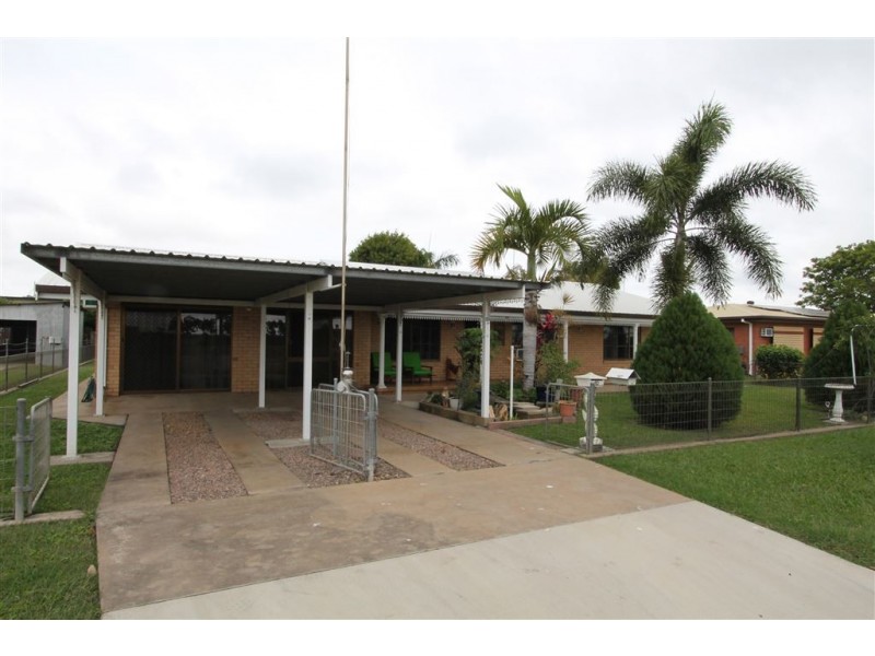 69 Young Street, Ayr QLD 4807