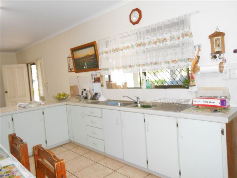6 Mount Kelly Drive, Mount Kelly QLD 4807