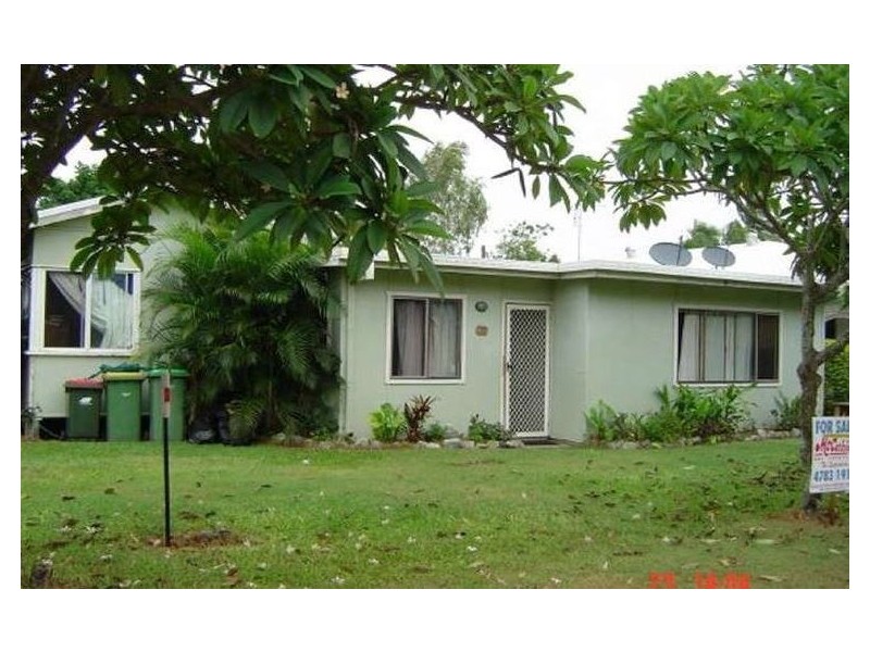 11 Green, Brandon QLD 4808