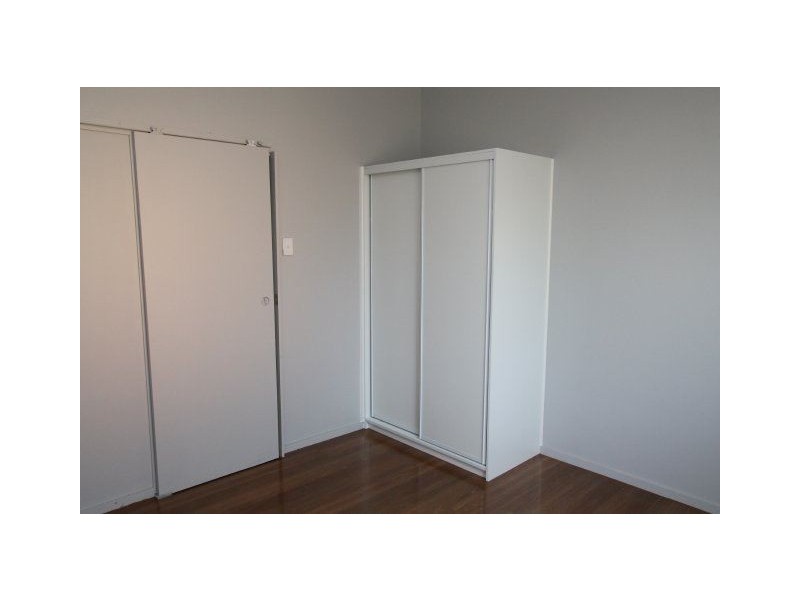 8 Fourth Street, Home Hill QLD 4806