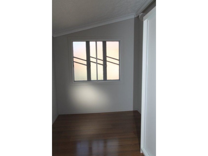 8 Fourth Street, Home Hill QLD 4806