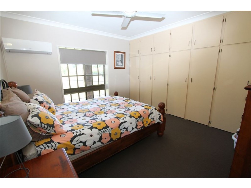 88- 90 Munro Street, Brandon QLD 4808
