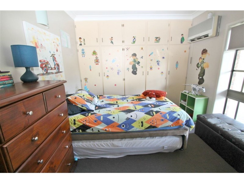 88- 90 Munro Street, Brandon QLD 4808